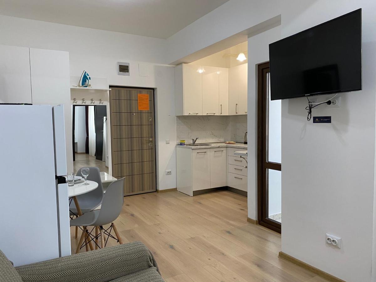 City Center Glam Apartments Palas Iasi Ngoại thất bức ảnh