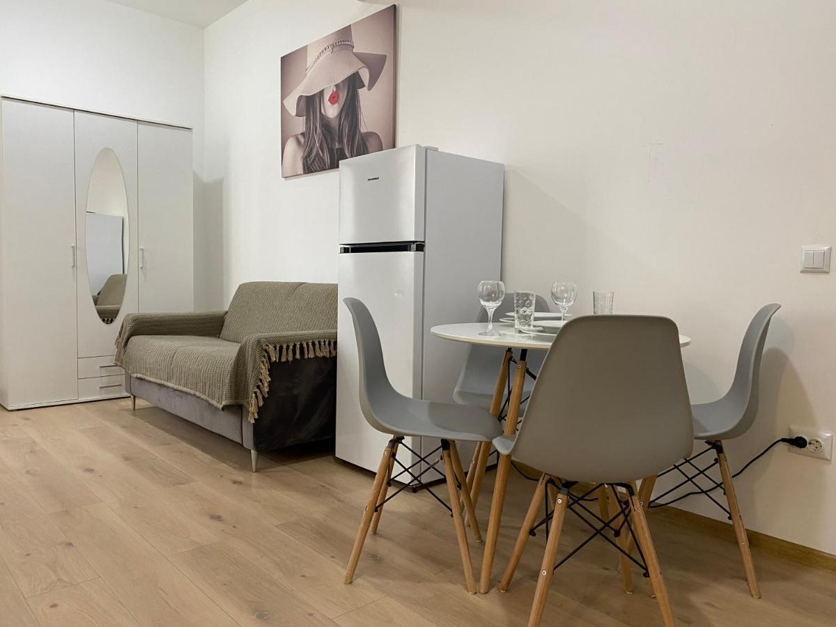 City Center Glam Apartments Palas Iasi Ngoại thất bức ảnh
